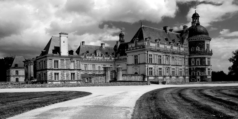CHATEAU SERRANT.jpg